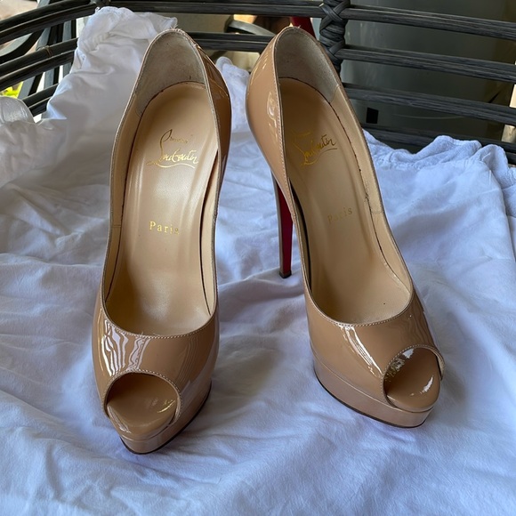 Christian Louboutin lady peep heels - Picture 2 of 14